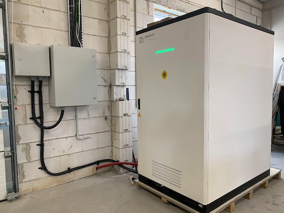 تبريد هواء بقدرة 230 كيلو وات في الساعة C&I BESS في أوروبا4