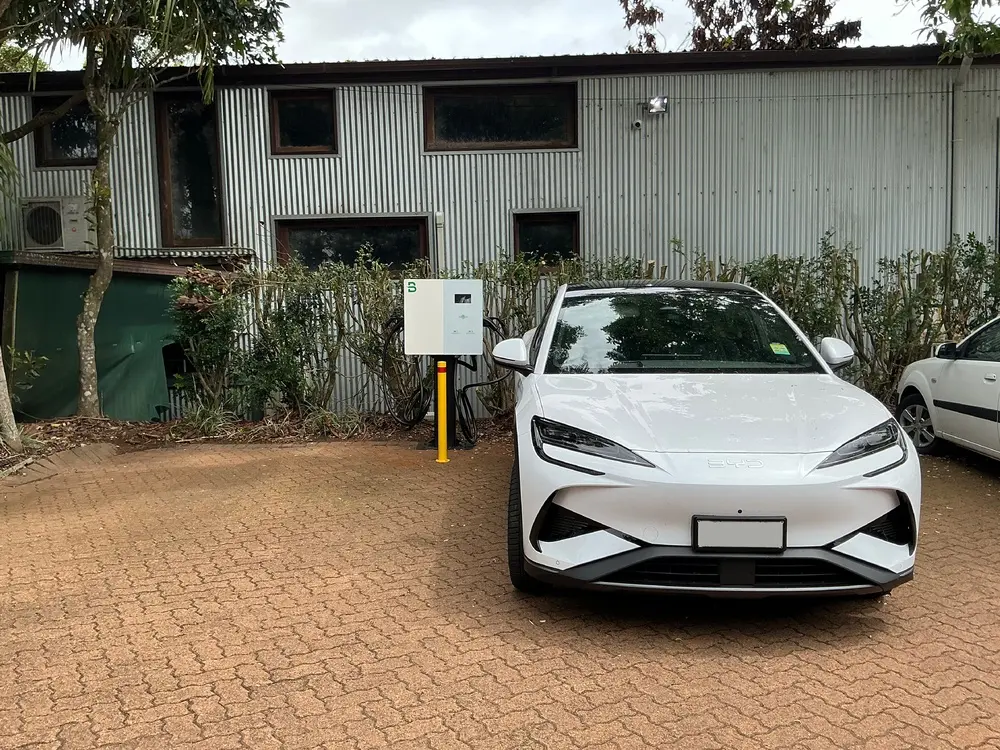 40kW/60kW nástěnná stejnosměrná nabíječka s dvojitou pistolí BBDC-D Austrálie